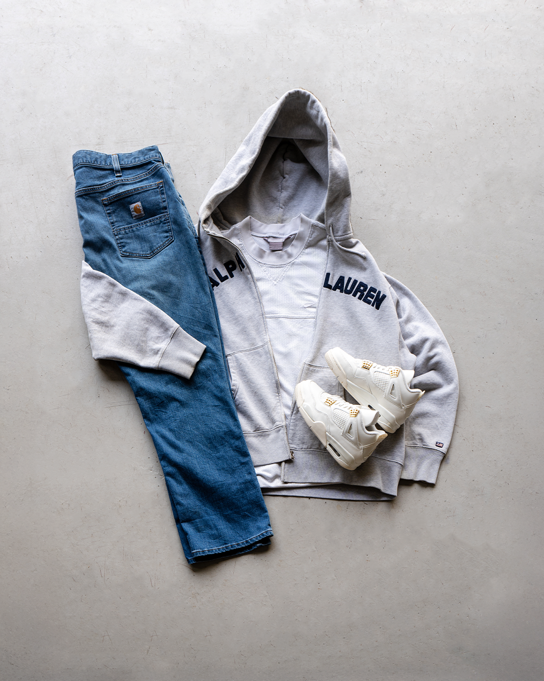 Premium Sneakers + 3-Pack Outfit Mystery Box