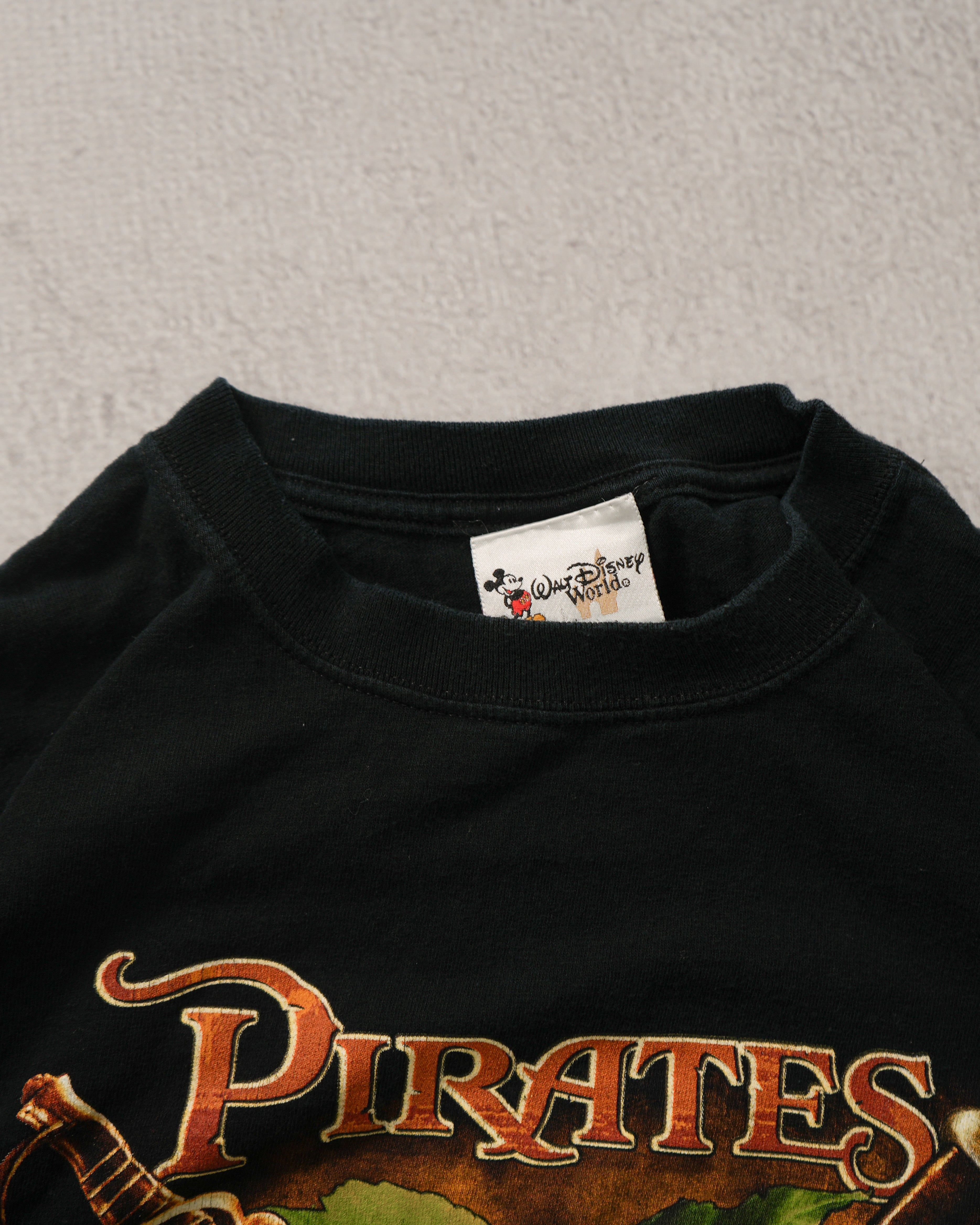 90s Disney Pirates In The Big Apple T-Shirt - Men's XL