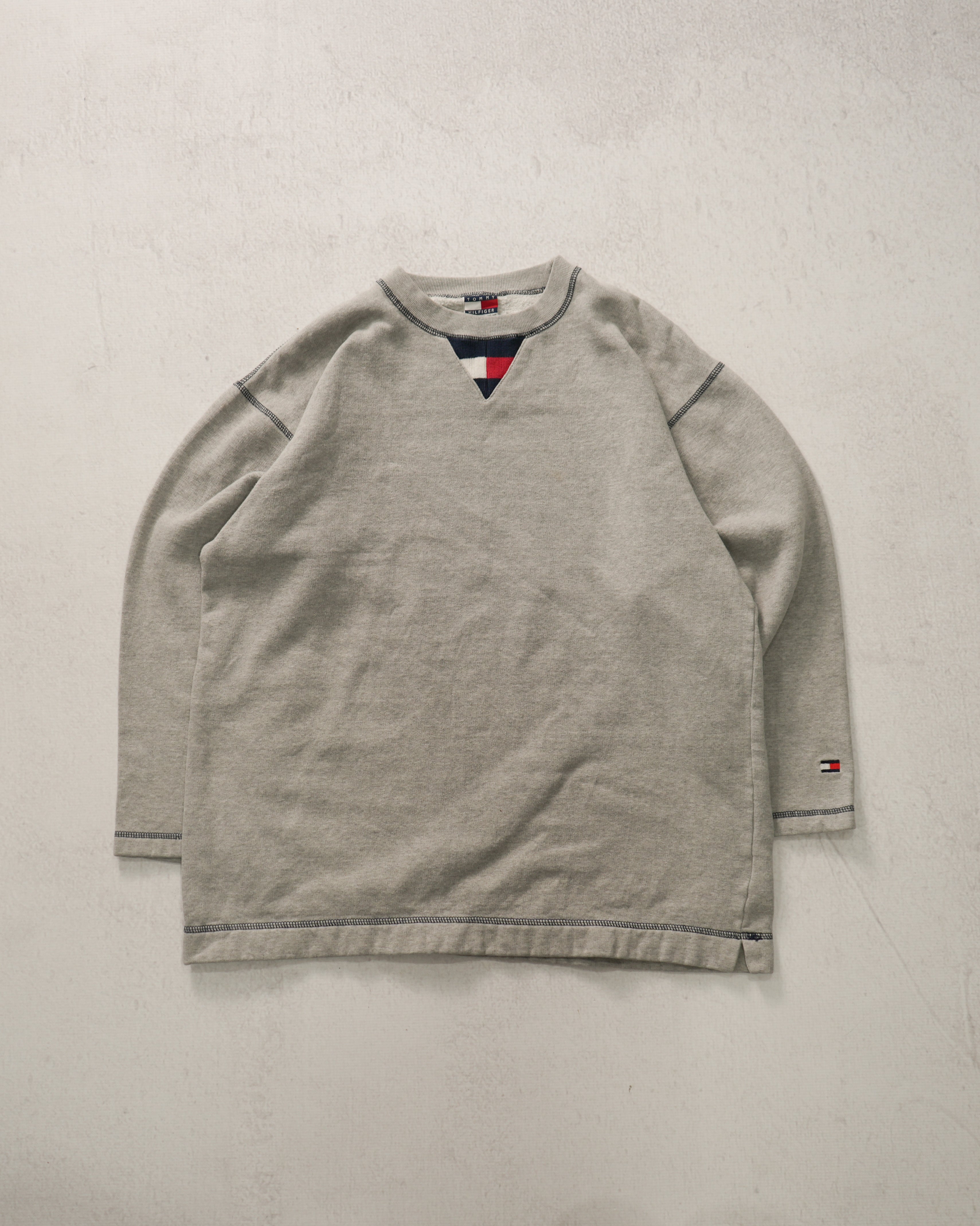 90s Tommy Hilfiger Crewneck Sweatshirt - Women's Large