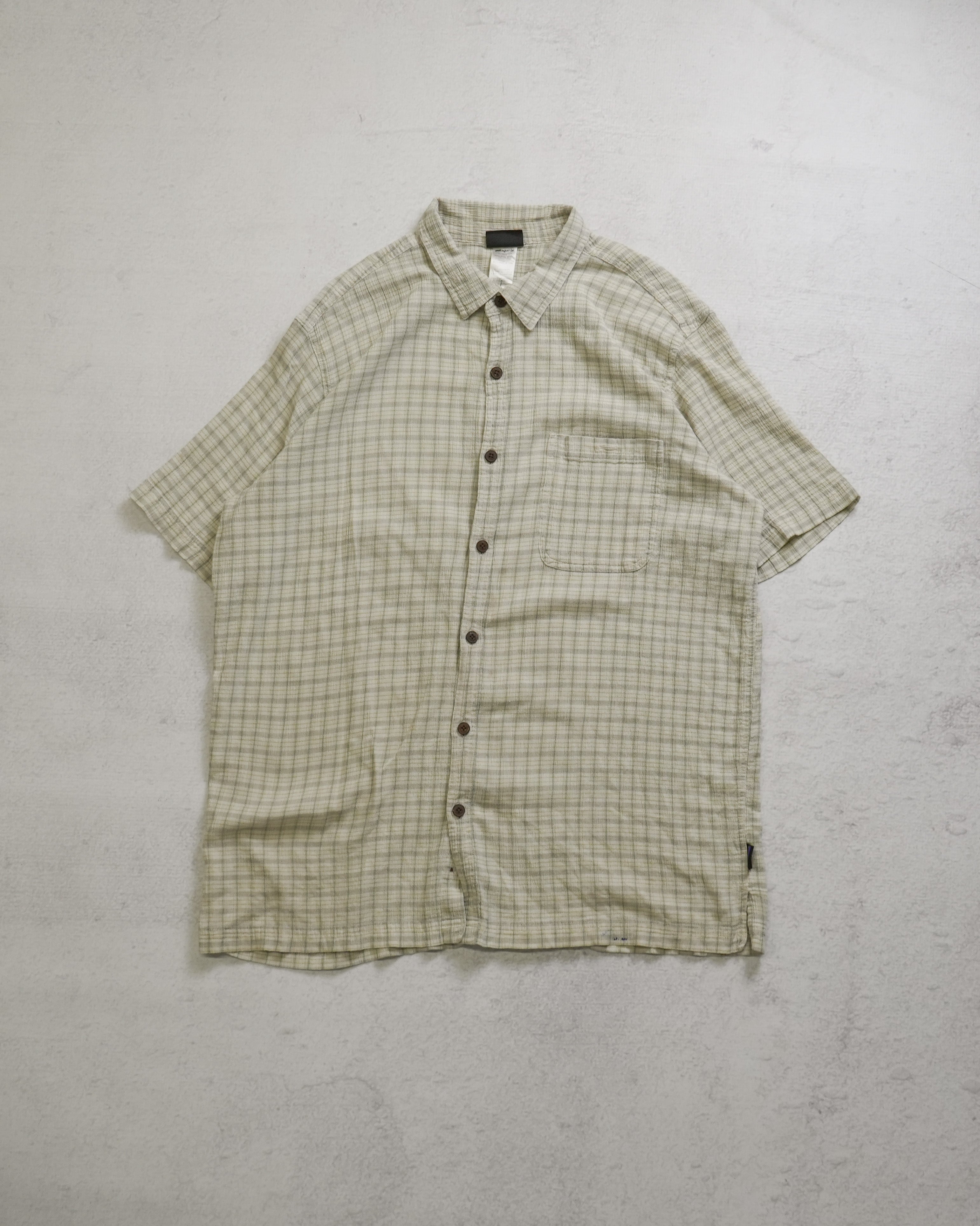 90s Patagonia Half-Sleeve Buttoned Shirt - Men's XL