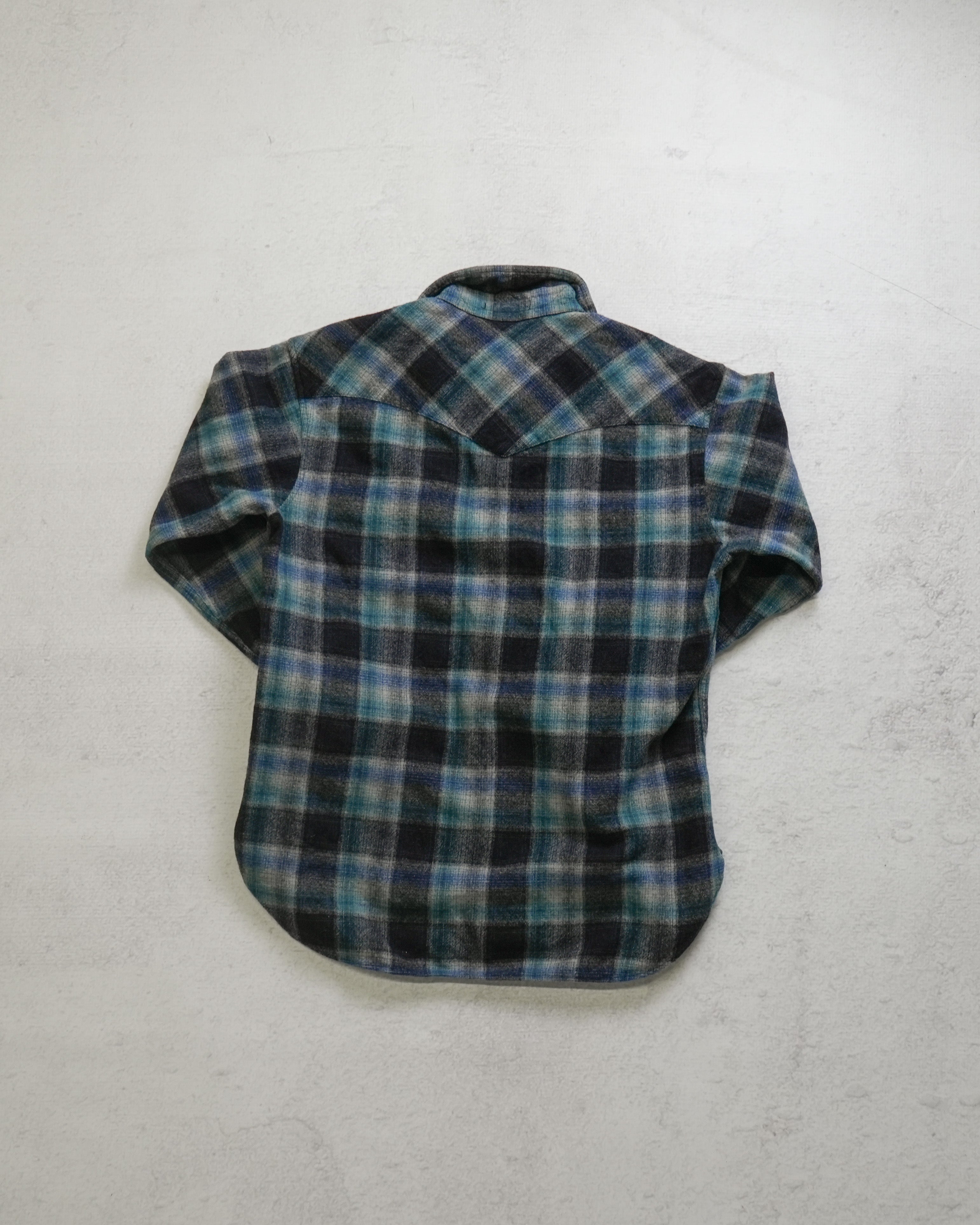 90s Pendleton Button-Down Shirt - Men's Medium