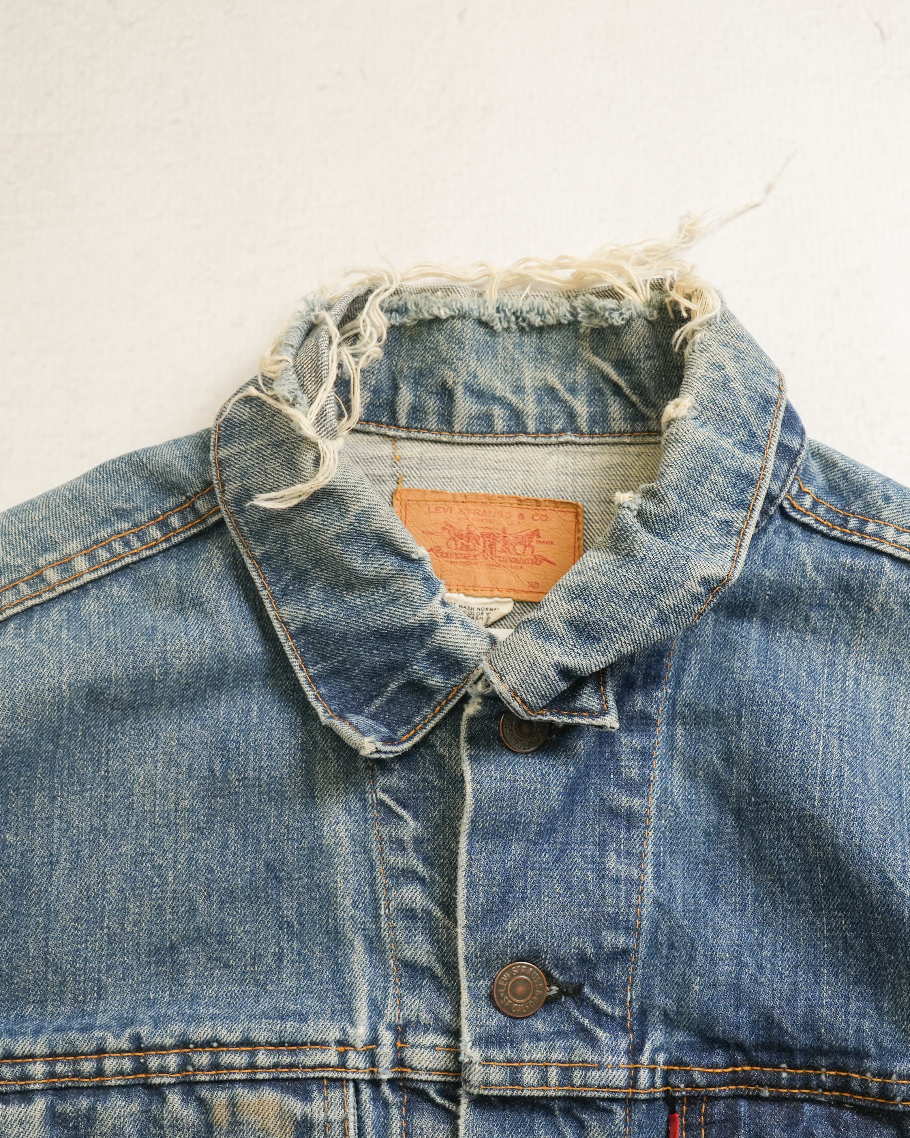 90s Levis Denim Jacket - Women's Medium