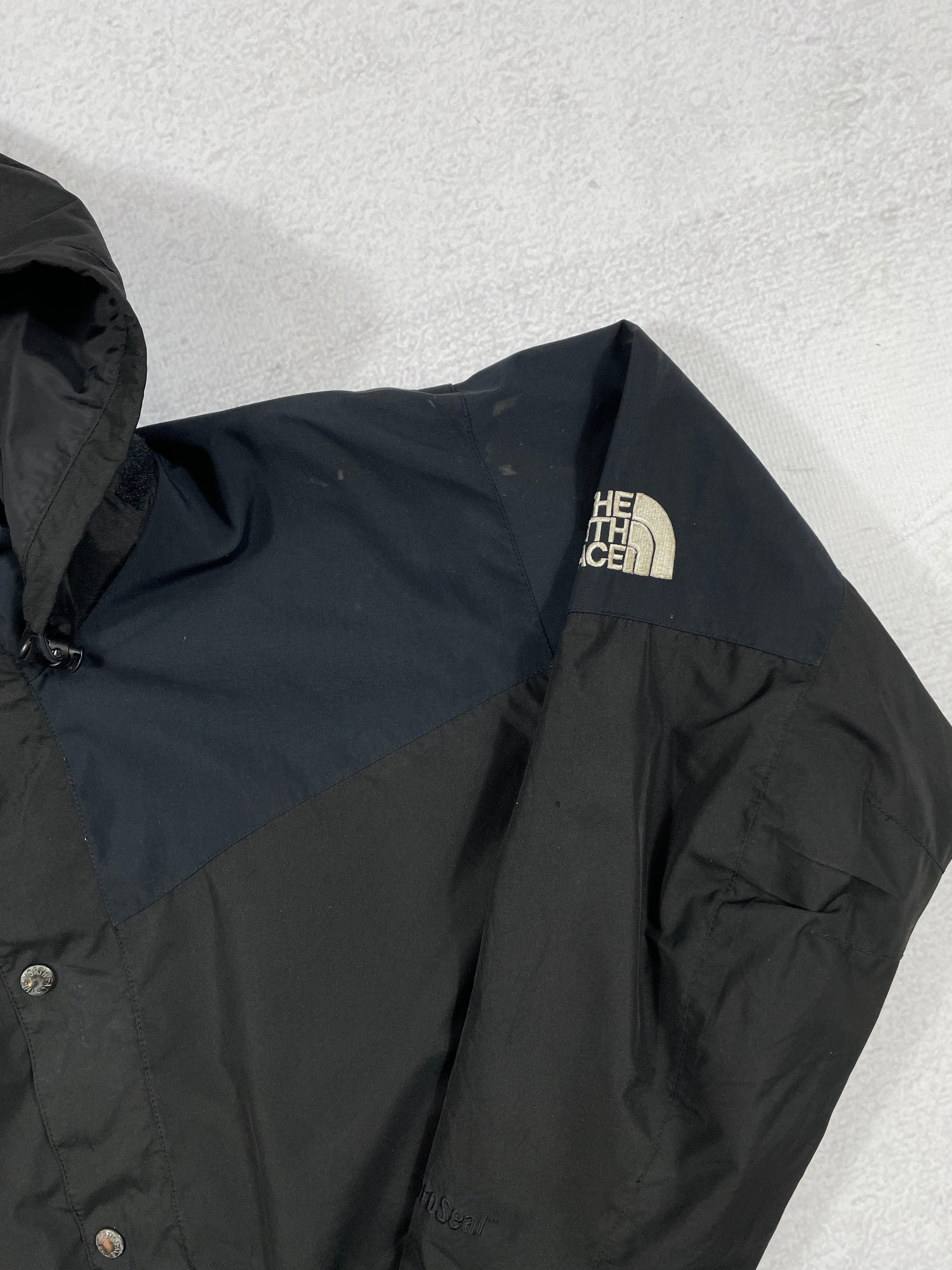 Vintage The North Face HydroSeal Lightweight Jacket - Men's Medium