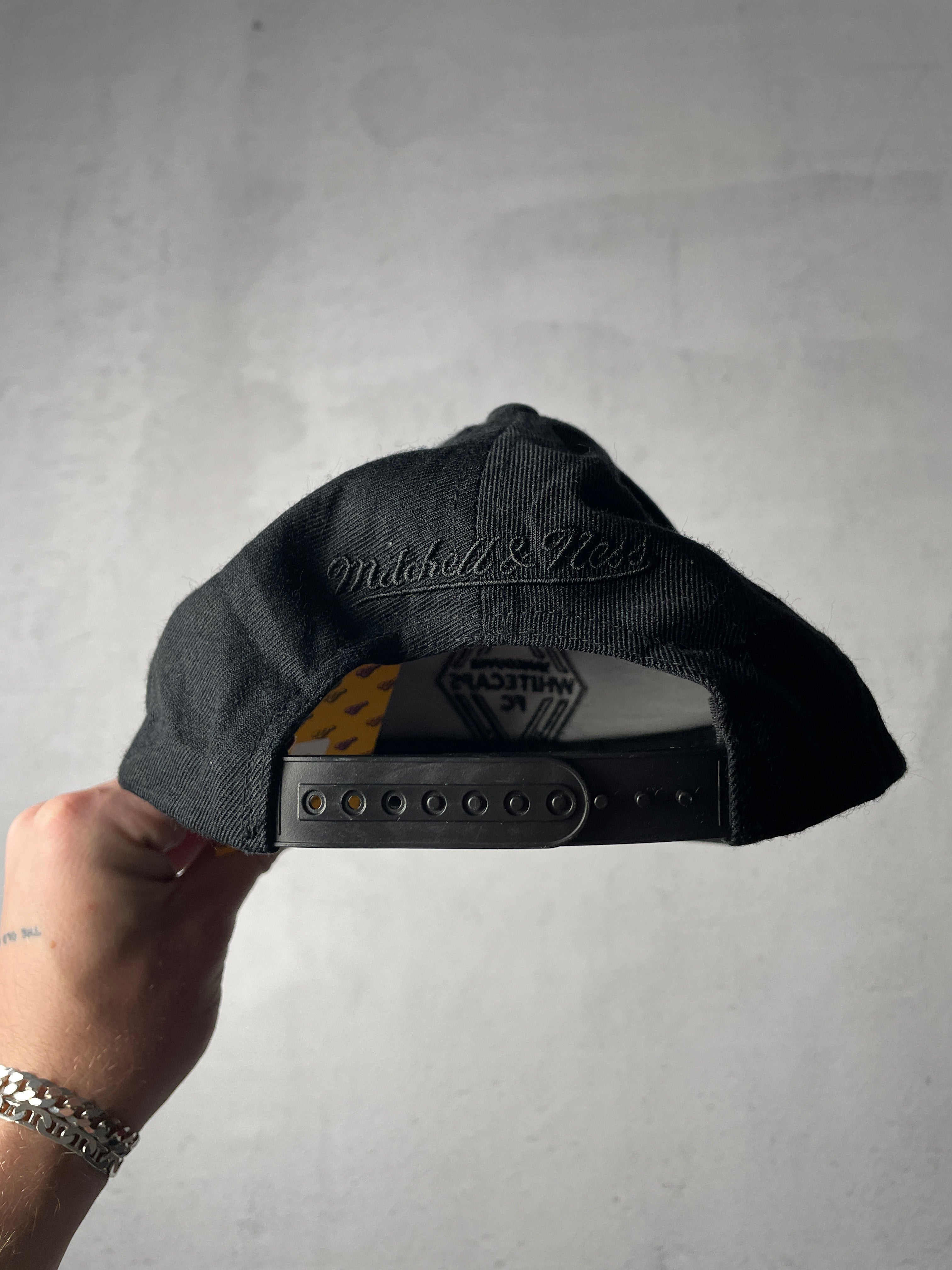 Vintage MLS Vancouver Whitecaps Snap-Back Hat - OSFA