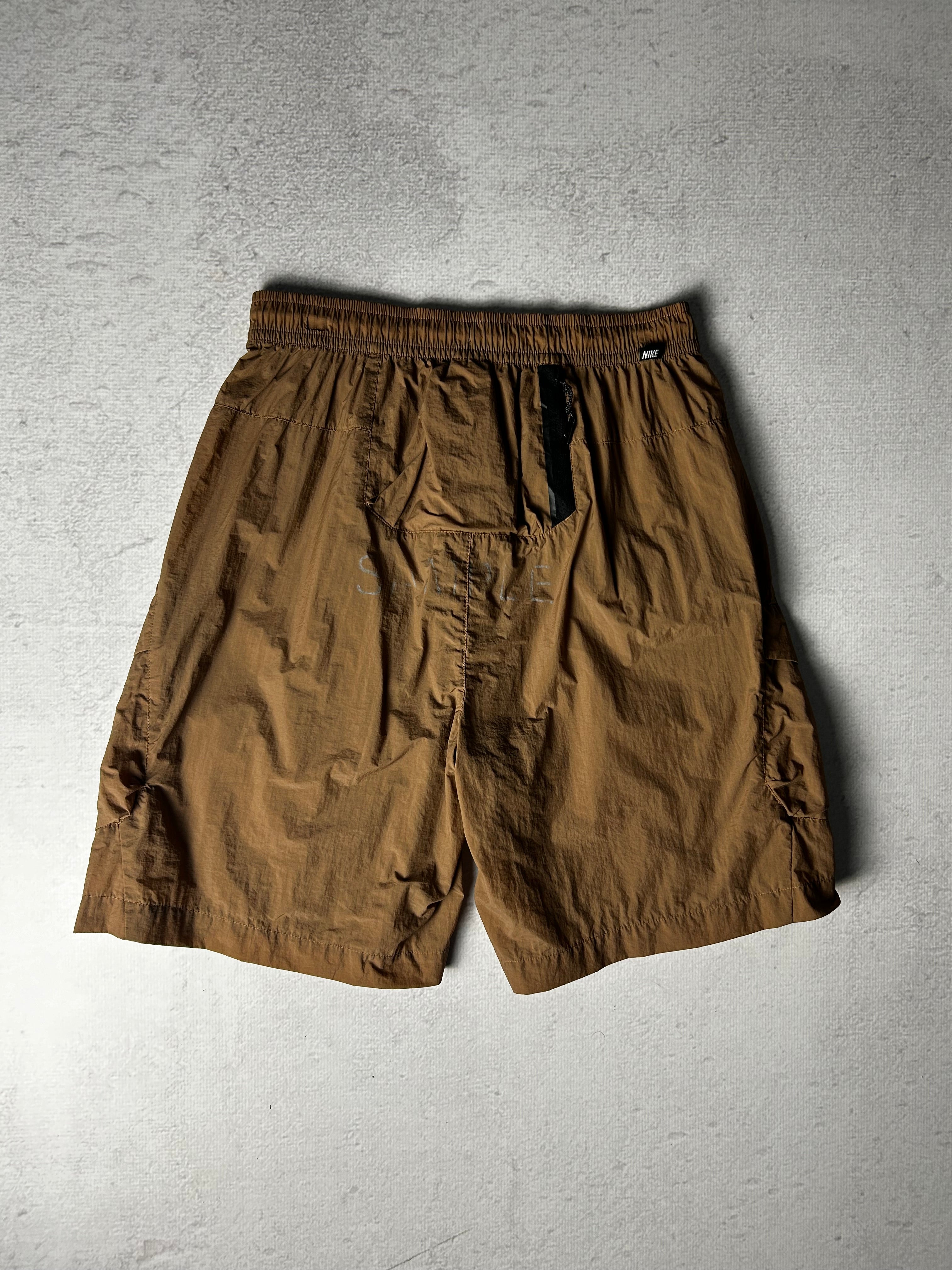 Vintage Nike Shorts - Men's Medium
