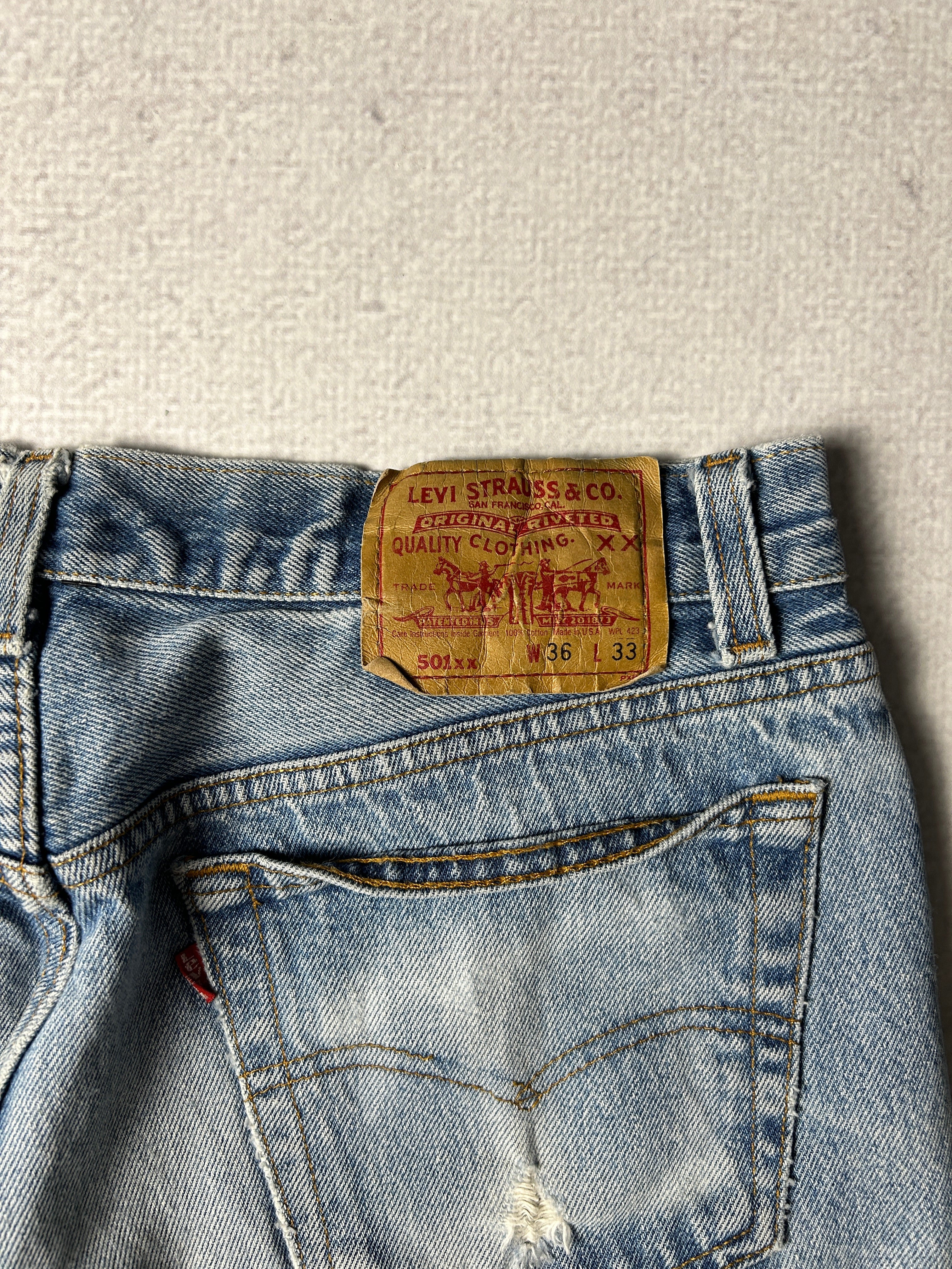Vintage 90s Levis Jean Shorts - Mens 36Wx7L