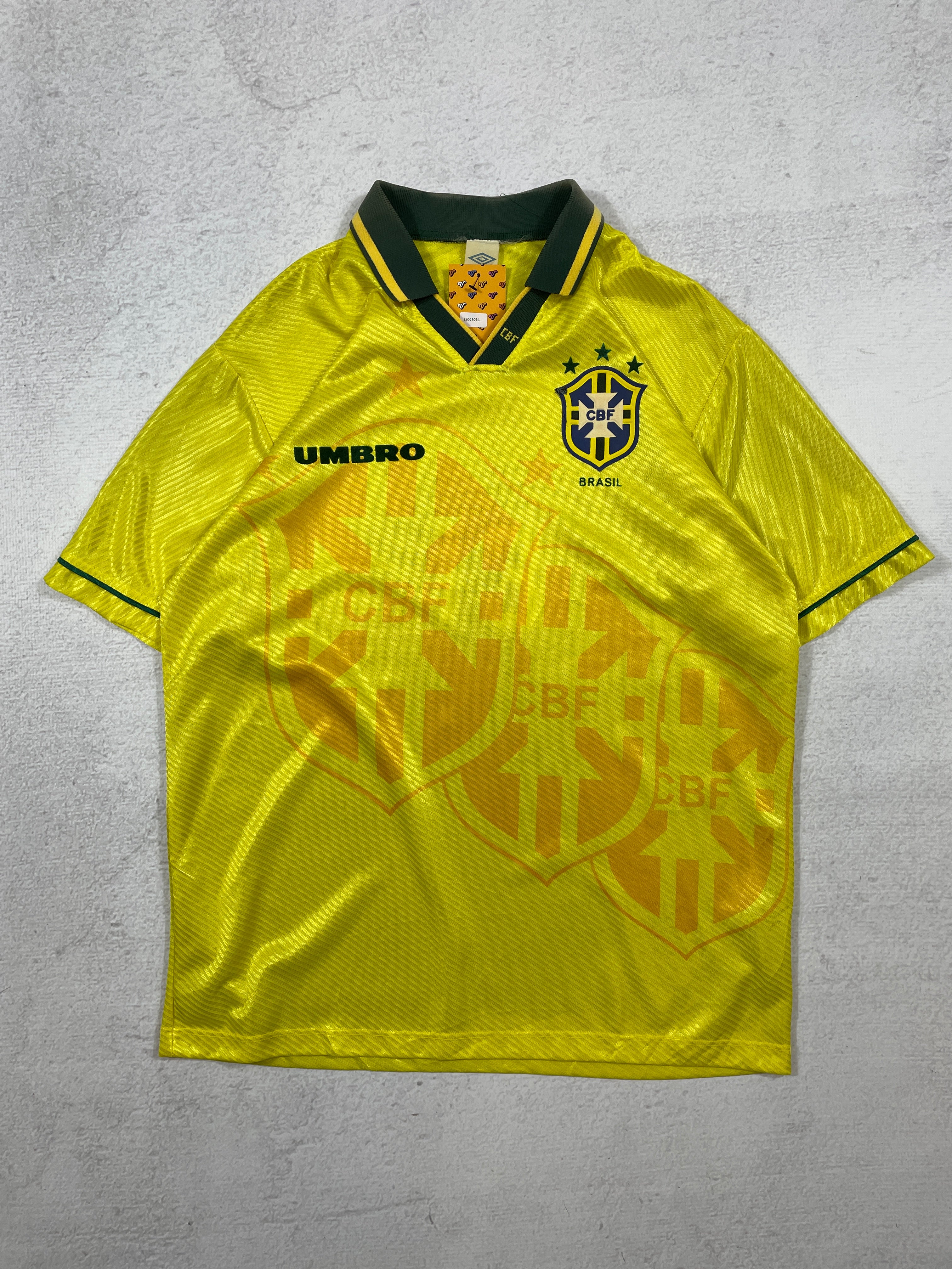 Vintage Umbro Brazil CBF Soccer Club Jersey - Men's Large