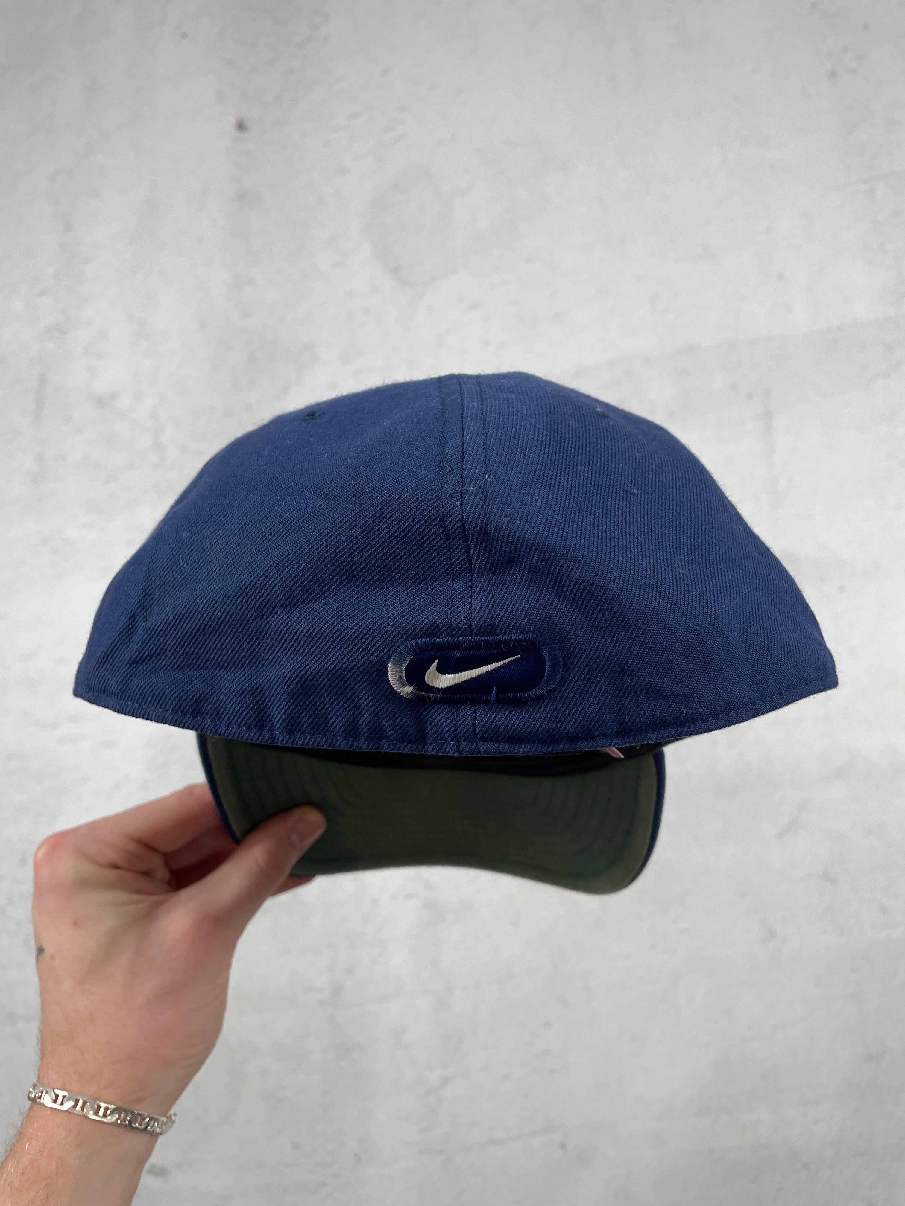 Vintage Nike Fitted Hat - 7 1/4