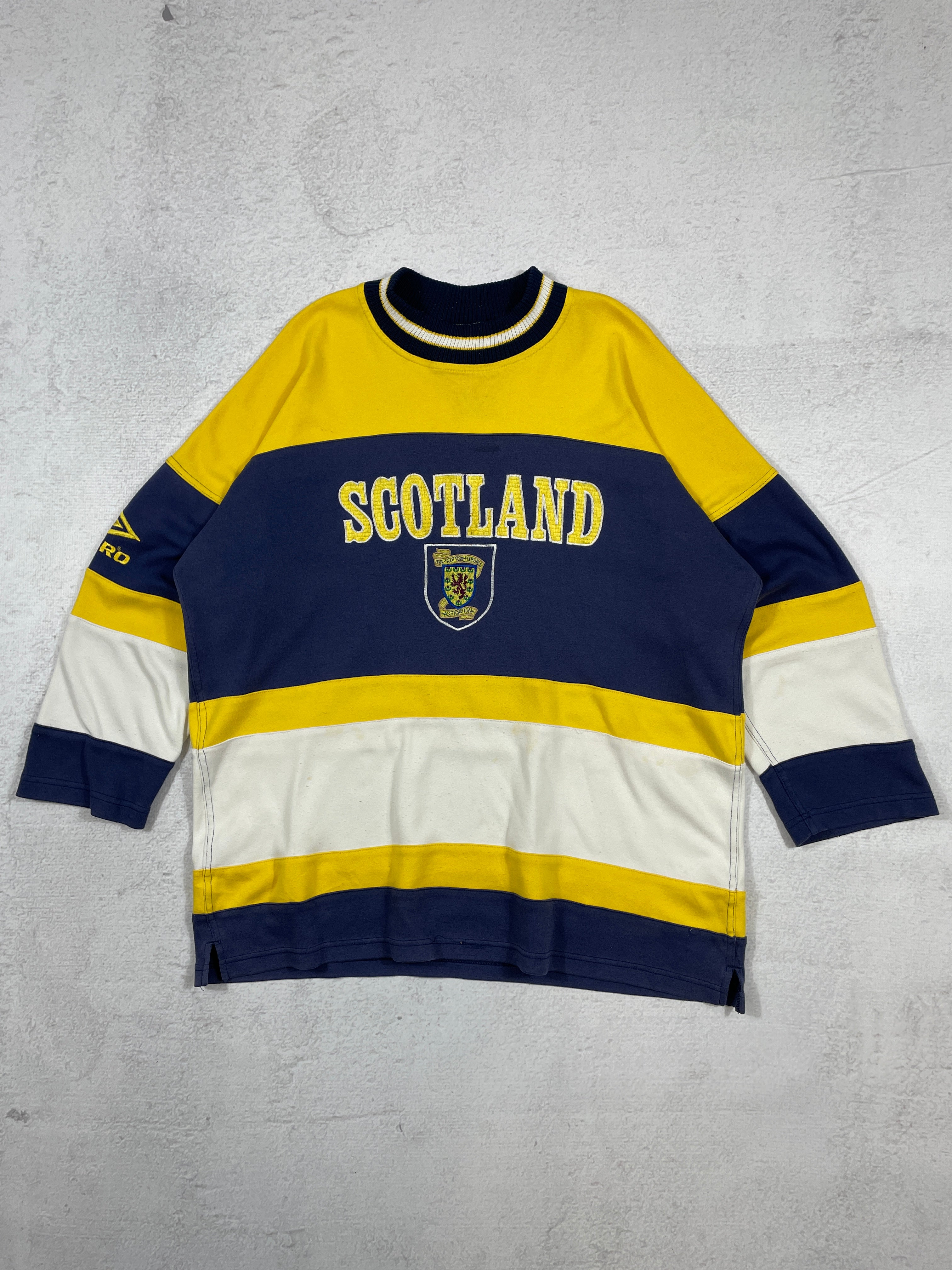 Vintage Umbro Scotland Crewneck Sweatshirt - Men's Large