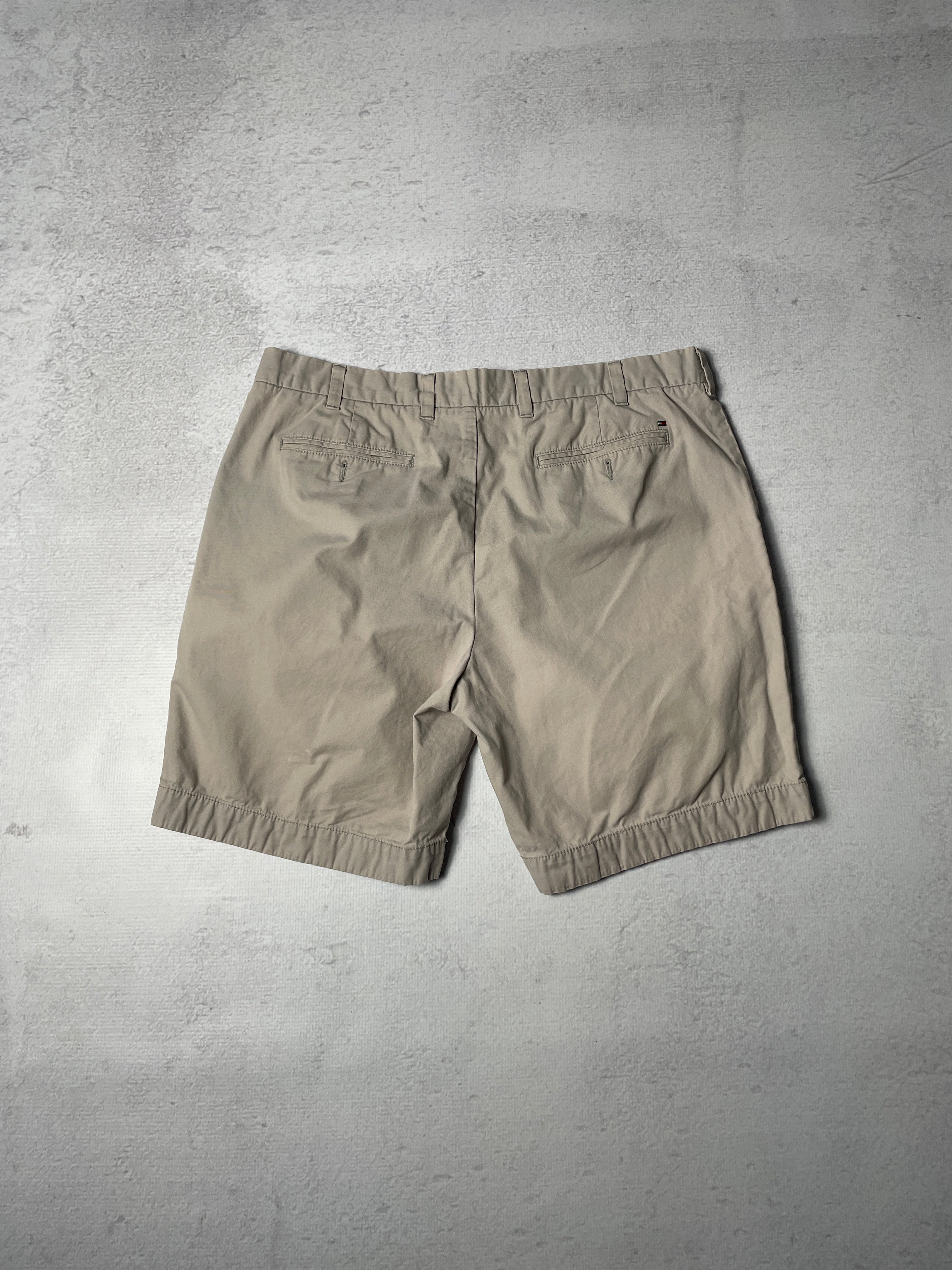 Vintage Tommy Hilfiger Chino Shorts - Men's 38