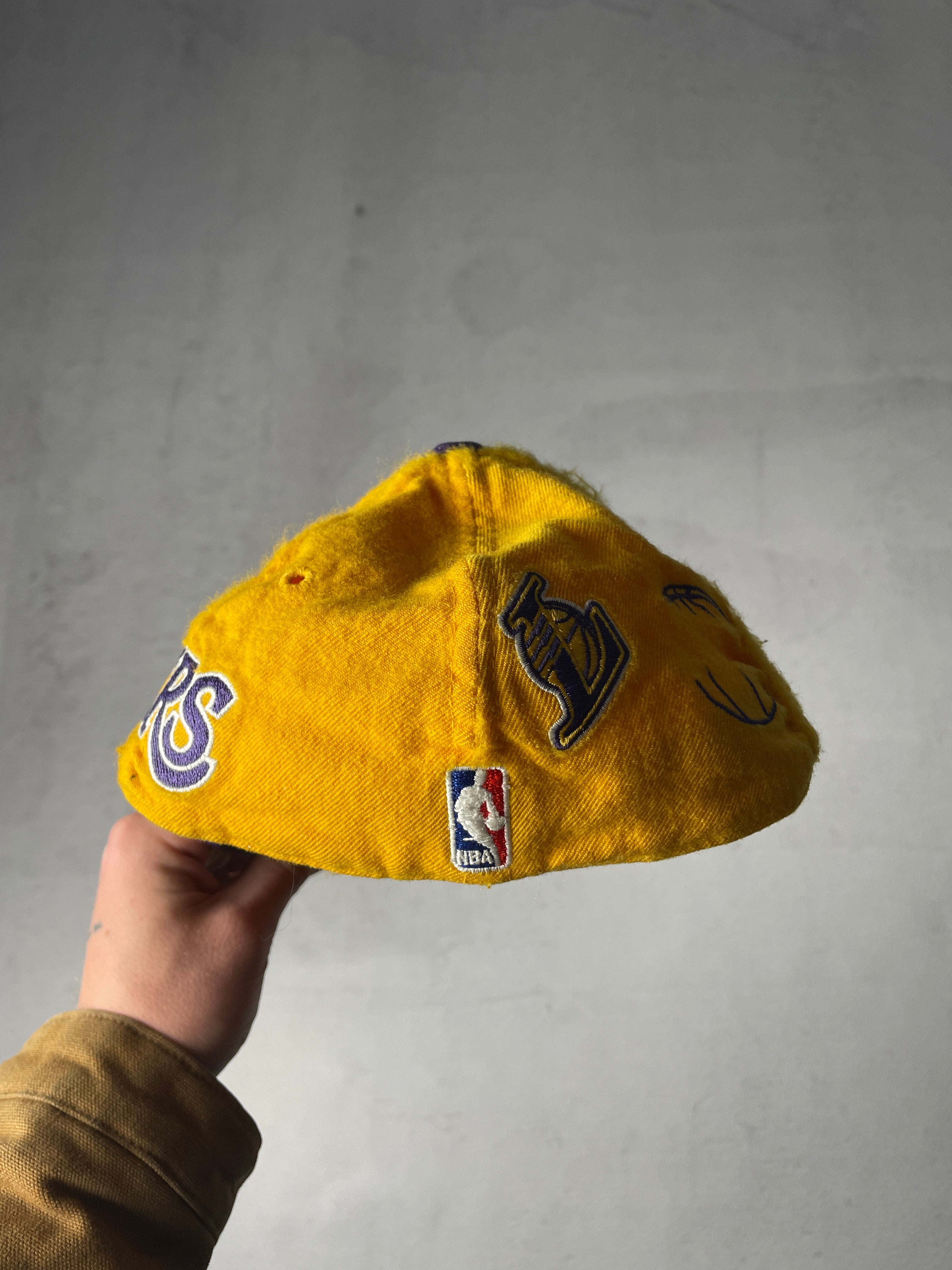 Vintage NFL LA Lakers Fitted Hat - OSFA