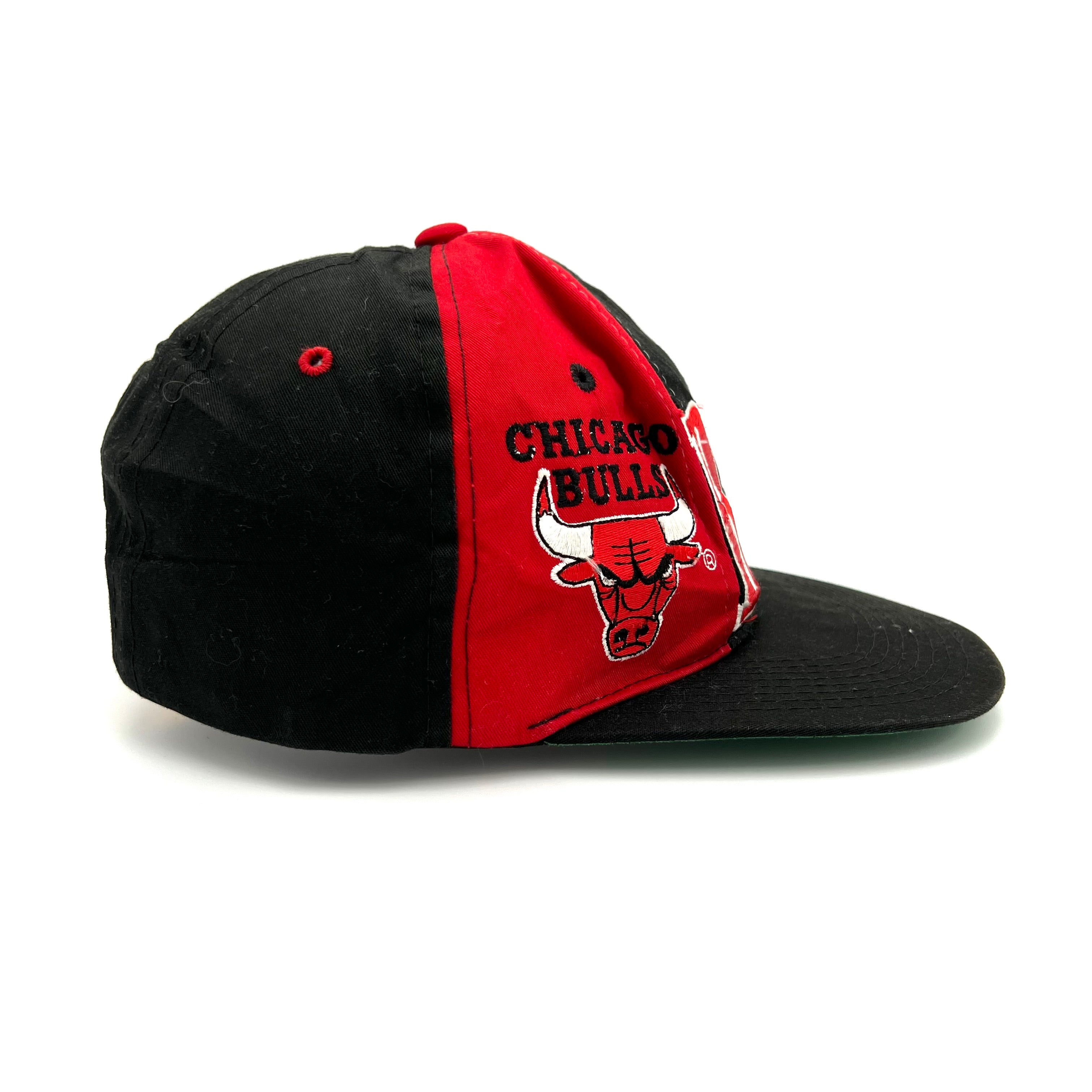 Vintage Starter NBA Chicago Bulls Snap-Back Hat - Adult OSFA